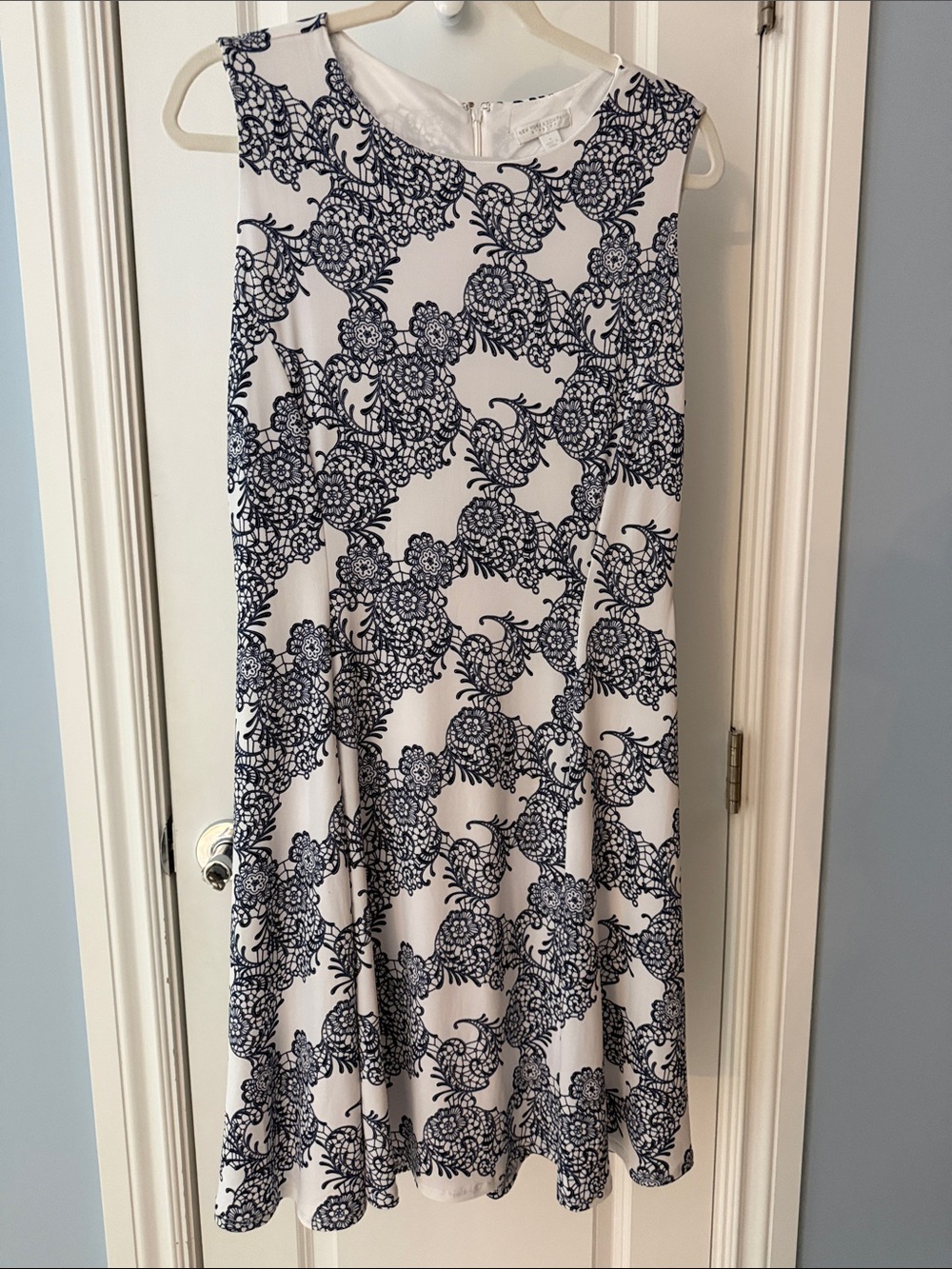 New York & Company NWT White & Navy Blue Faux Lace Overlay A-Line Dress - Medium